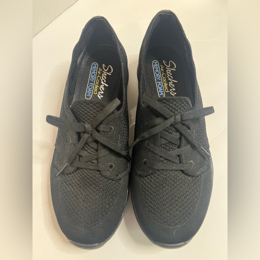 Skechers Black Sneakers Lightweight Knit Design